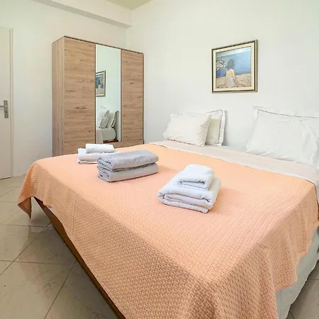 Beautiful In With Wifi Perdika (Aegina)