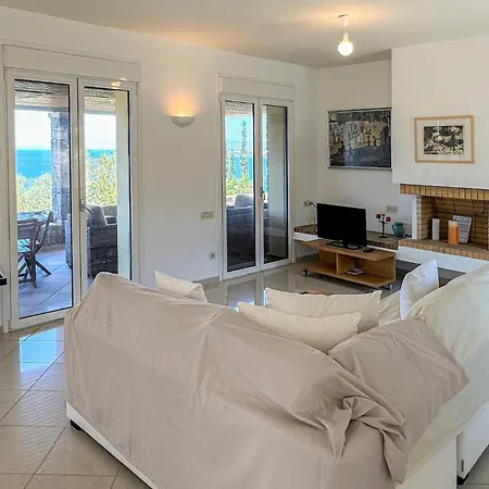 Beautiful In With Wifi Perdika (Aegina)